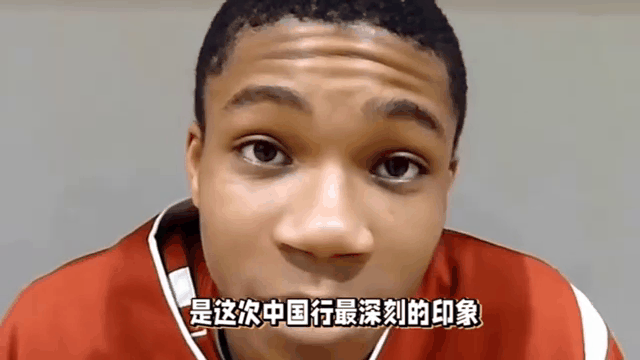 字母哥迎来十赛季出色发挥，DWG观众热烈欢呼！赛场气氛高涨(字母哥总决赛g1)