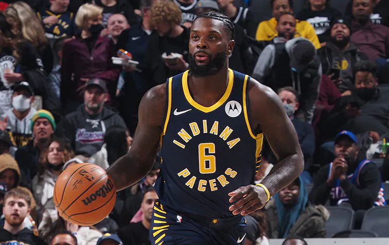 清晨密尔沃基雄鹿官宣签约:CBA季后赛节点到来;更衣室稳定;赛季目标并未改变的简单介绍 清晨密尔沃基雄鹿官宣签约:CBA季后赛节点到来;更衣室稳定;赛季目标并未改变的简单介绍