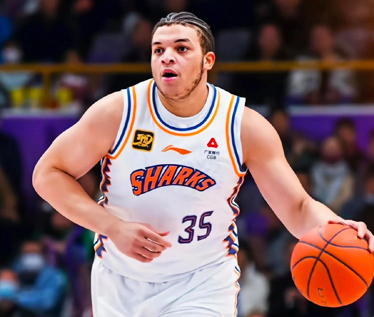 爱游戏-多伦多猛龙训练开放日，赛后止住颓势引欢呼，CBA常规赛在即，训练强度明显提升的简单介绍