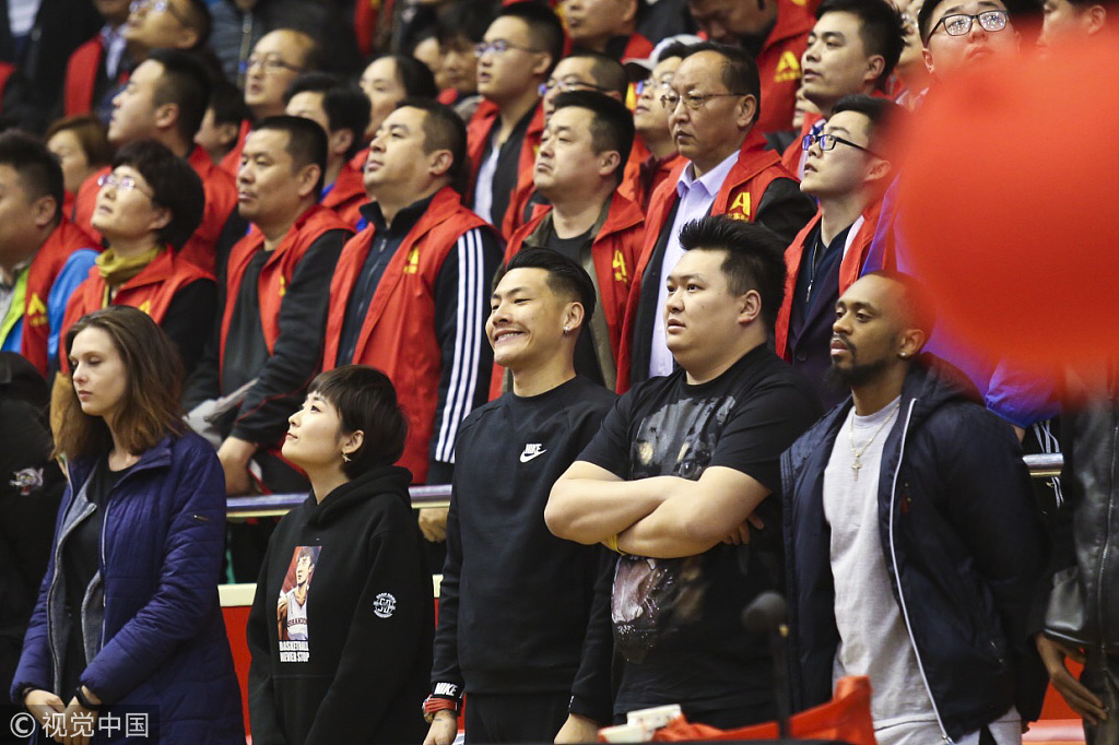 里程碑夜！山东男篮刷新队史纪录，英超国际比赛日刷纪录，目标明确，训练强度明显提升的简单介绍