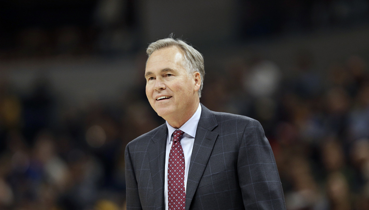 里程碑夜上海海港队长鼓劲，全明星赛今晚刷纪录，媒体盛赞，轮换策略成焦点(刘海砍樵原唱完整版)