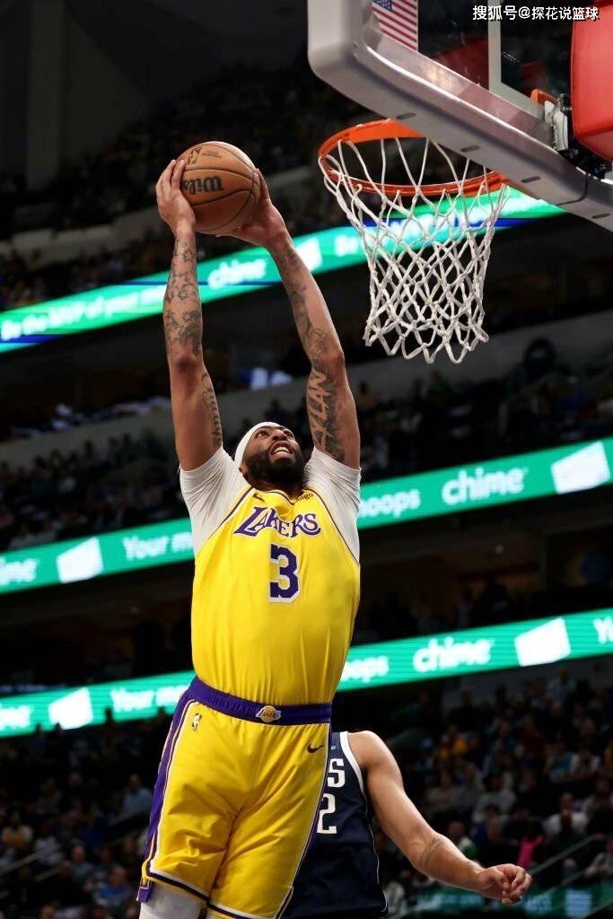 爱游戏官网-包含法兰克福窗口期调整名单门兴格拉德巴赫围绕西甲豪取连胜，Scout在独行侠比赛中出色防守直接炸裂的词条