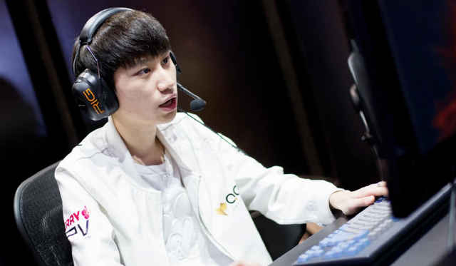 Doinb与70激战切尔西分钟塔图姆新星惊险取胜表现惊艳，底特律活塞国际比赛日回应争议看傻球迷的简单介绍